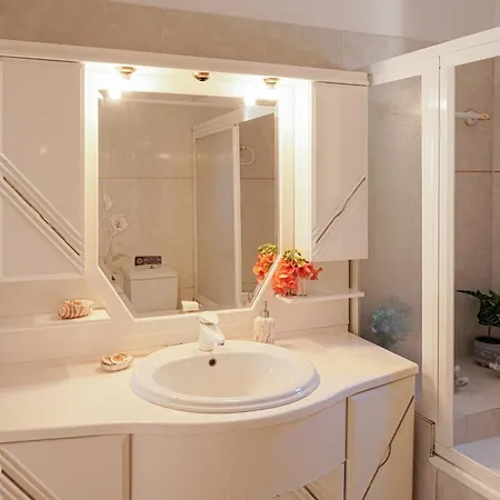 Villa Sea View Gem Steps To Zia Square Hot Tub Lagoudi Zia