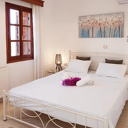 Sea View Gem Steps To Zia Square Hot Tub Lagoudi Zia